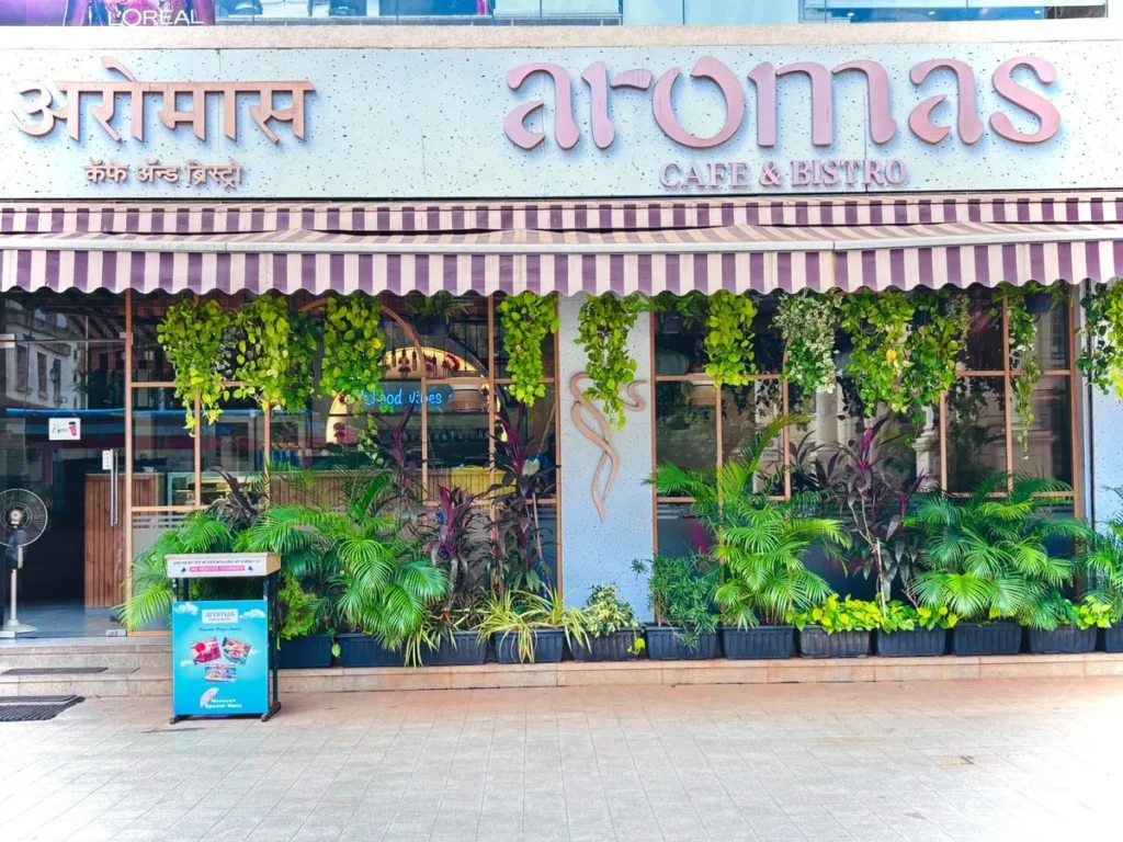 aromas-the-walk-01